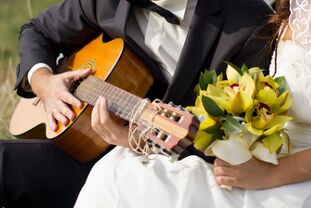 Voix et guitare (solo)
