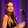 Sina Anastasia - chanteuse