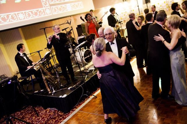 Partyband This Masquerade — photo 11
