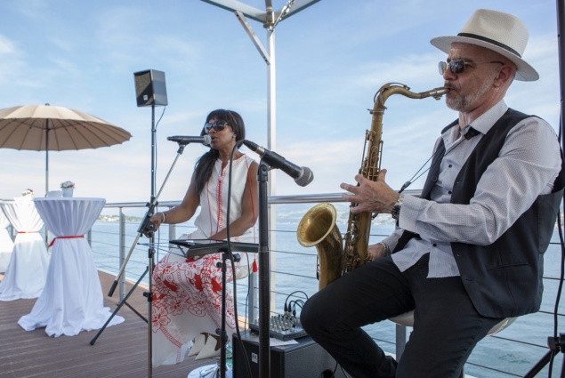 JANET DAWKINS &amp;amp; BLUESAX — photo 12