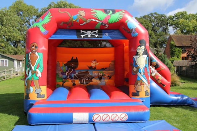 Bouncy Castle | Hüpfburg — photo 2