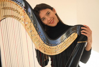 Sofi Harpist