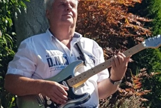 Alleinunterhalter