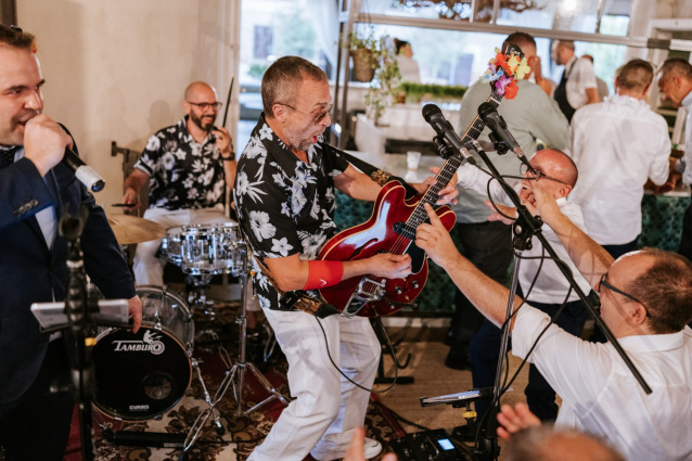 Yoko Beach Band — photo 3